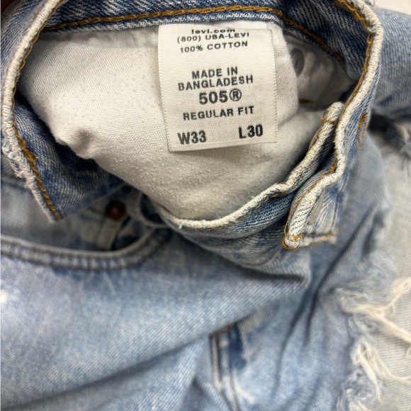 LEVIS 505 CUT OFF SHORTS - Picture 4 of 10